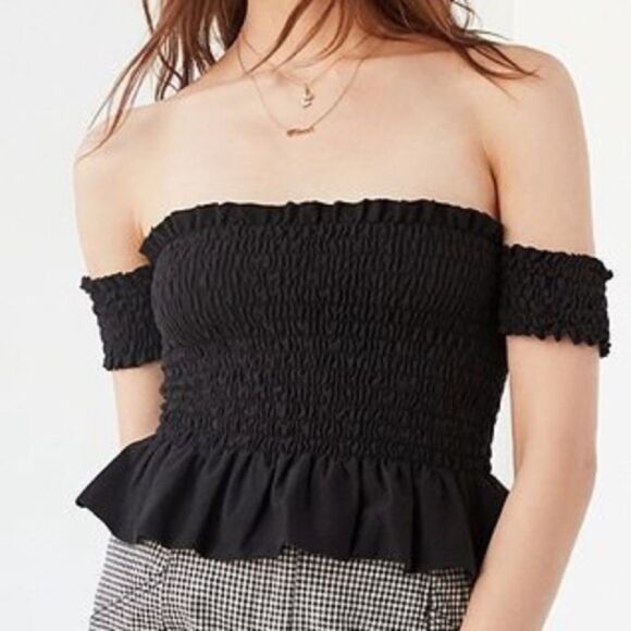 Urban Outfitters Truly Madly Deeply Black Smocked Peplum Off Shoulder Top Medium - Picture 1 of 7